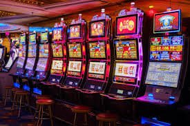 Roulette wheel spinning in doyan303 login live studio